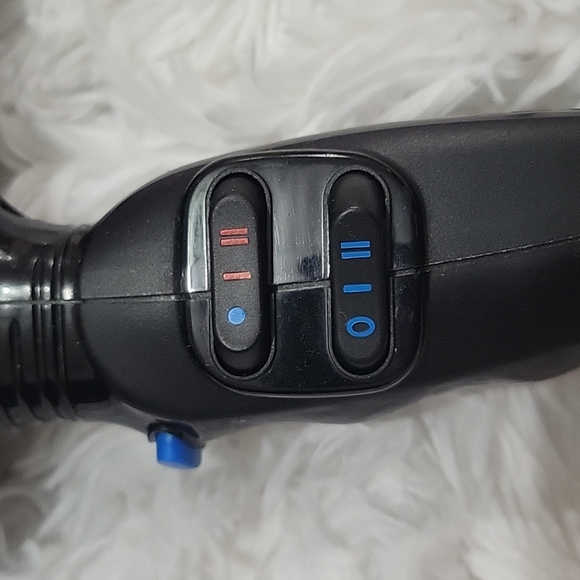 BaByLiss Professional Hair Dryer - Picture 2 of 4